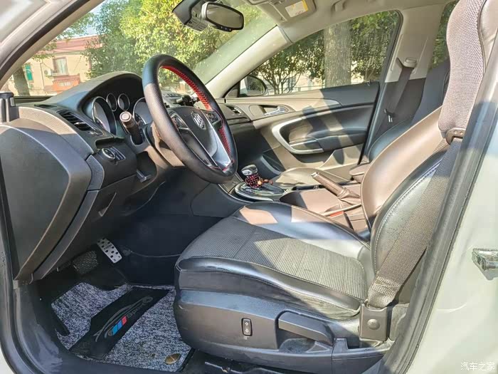 最新到店13年别克君威 1.6t自动档 车况好 动力强 配置