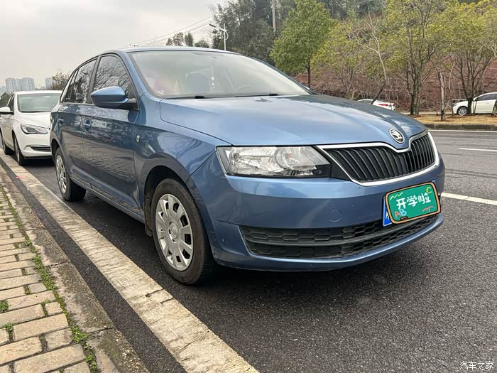 2017年上牌的斯柯达小旅行车,昕动,1.4手动挡,自带胎压