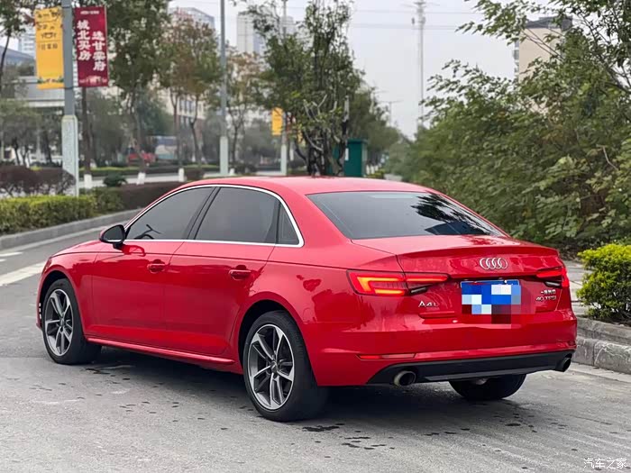 17年9月上牌奥迪a4l时尚型一手0过户车况原版一颗