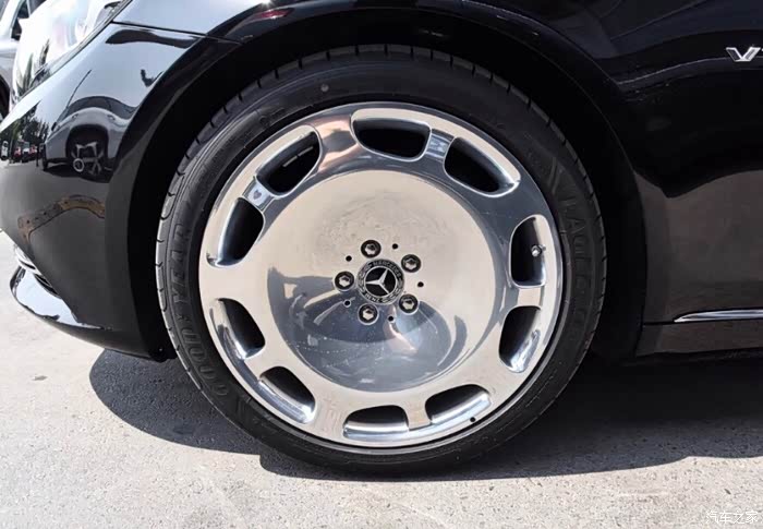 奔驰s级迈巴赫s680轮毂20寸闲置一套