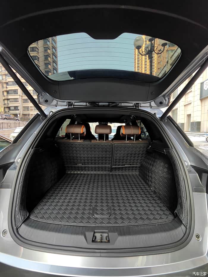 打开宋pro后备箱我愣住了