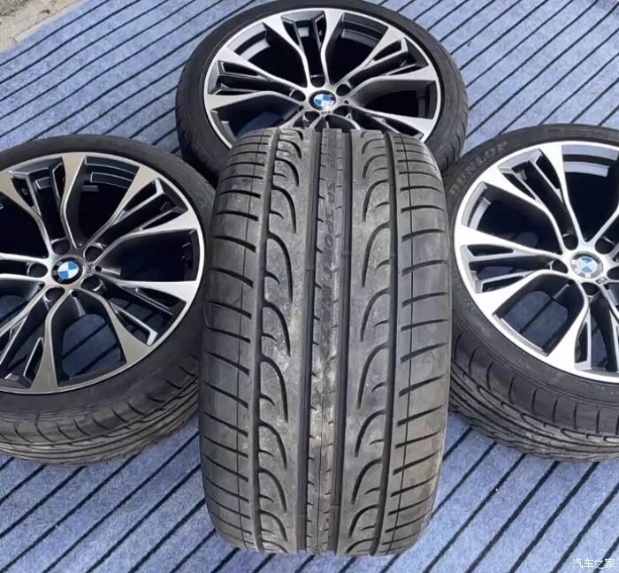 21寸宝马轮毂轮胎精品套件喜欢的可以来