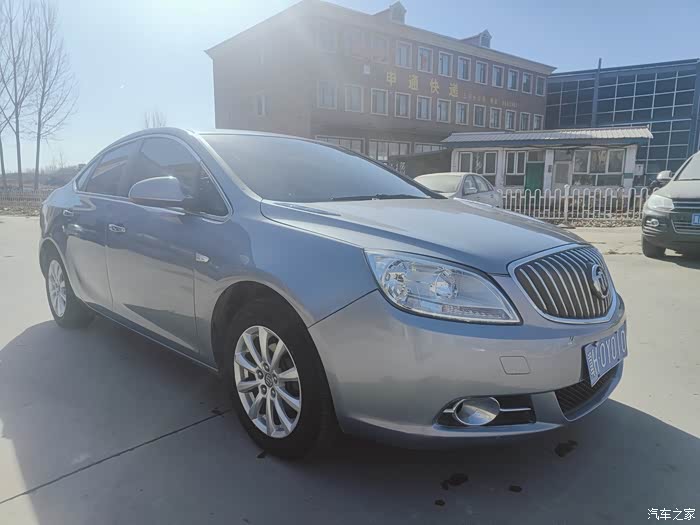 14年别克英朗自动挡9万公里验保齐全大屏导航2