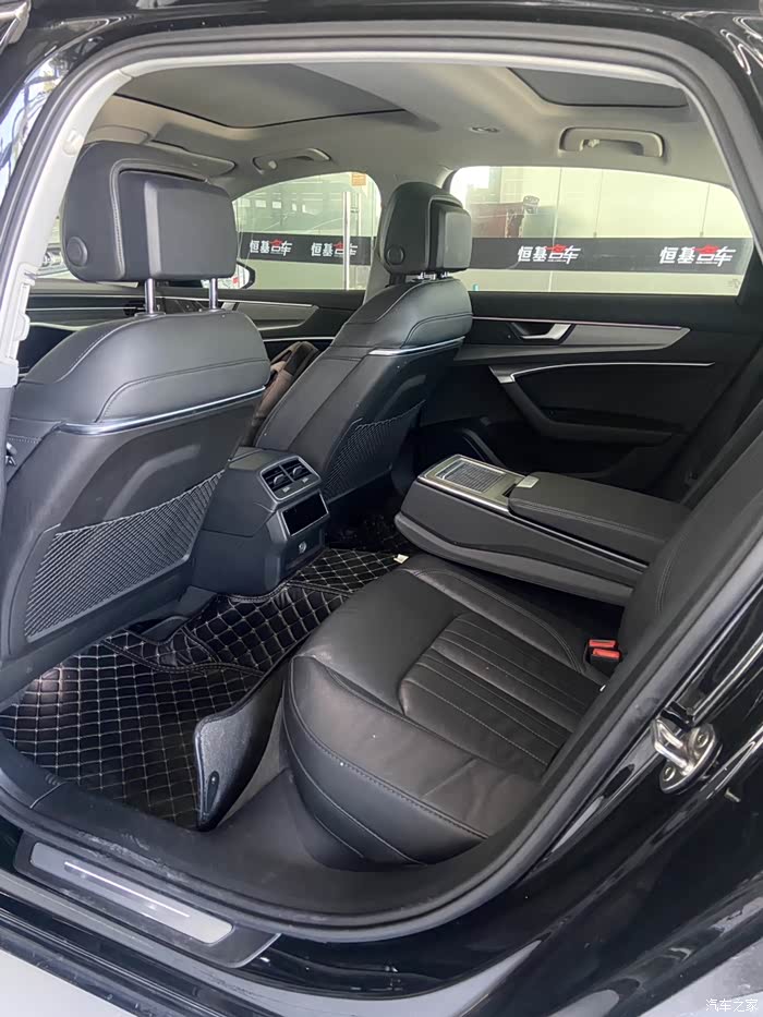 2021年 奥迪a6l 45tfsi 臻选动感型 一手 全车