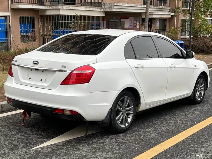 2017年吉利帝豪15l手动天窗车况精品原版保养很好