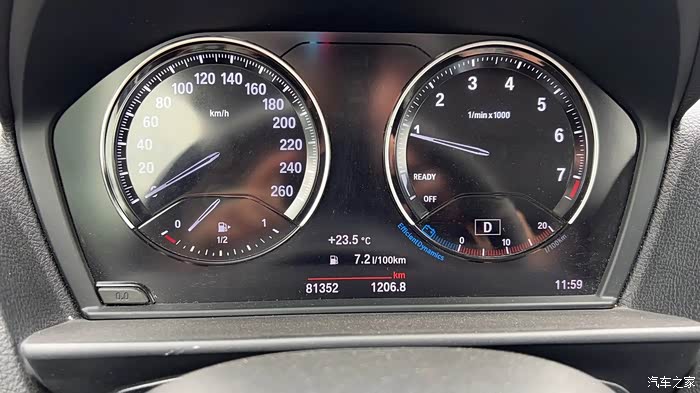 卖出出宝马1系液晶仪表evo大主机和大屏哈曼高音喇叭罩