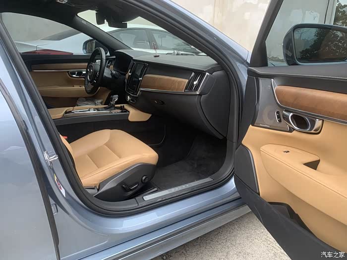 19年5月,沃尔沃s90,t5智雅豪华版,7万多公里,一手车