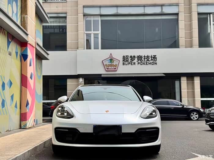 2021年 帕美!2万多公里,配置不错,玛莎拉红内饰,行政加