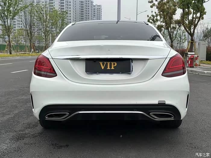 19年奔驰c260l ,车况完美,16.98万