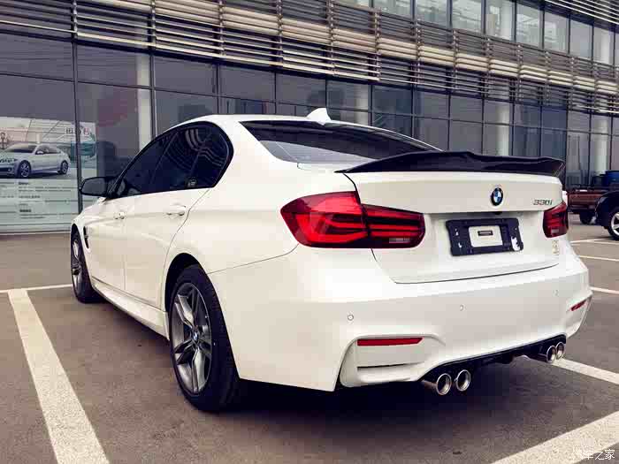 点击:>441|回复:>11宝马3系论坛>[多图]出售18款bmw330i曜夜版,致敬