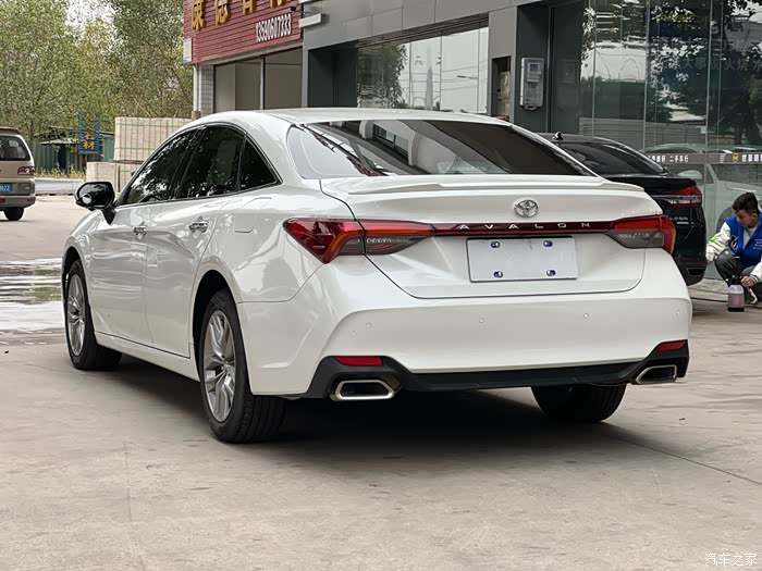 21款21年丰田亚洲龙25l豪华版极品车况全车原版2个