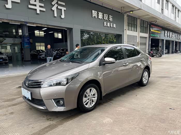 17年上牌丰田卡罗拉16l自动挡佛山本地一手车行驶8