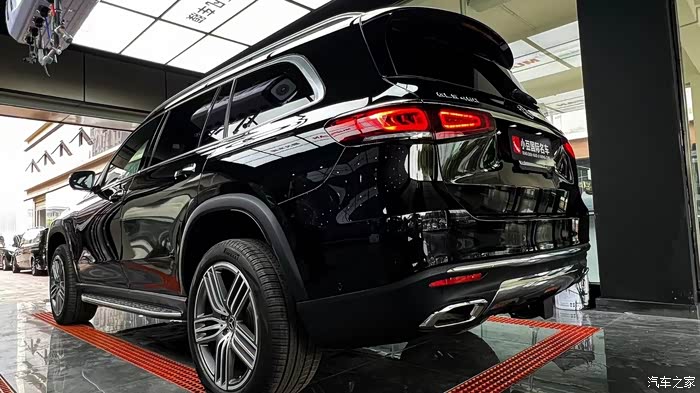 23款加版奔驰gls450七座大满配提车1038万