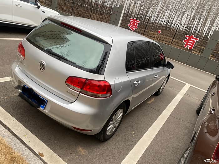 10年高尔夫六16手动换车出售车况很好两处补漆其余