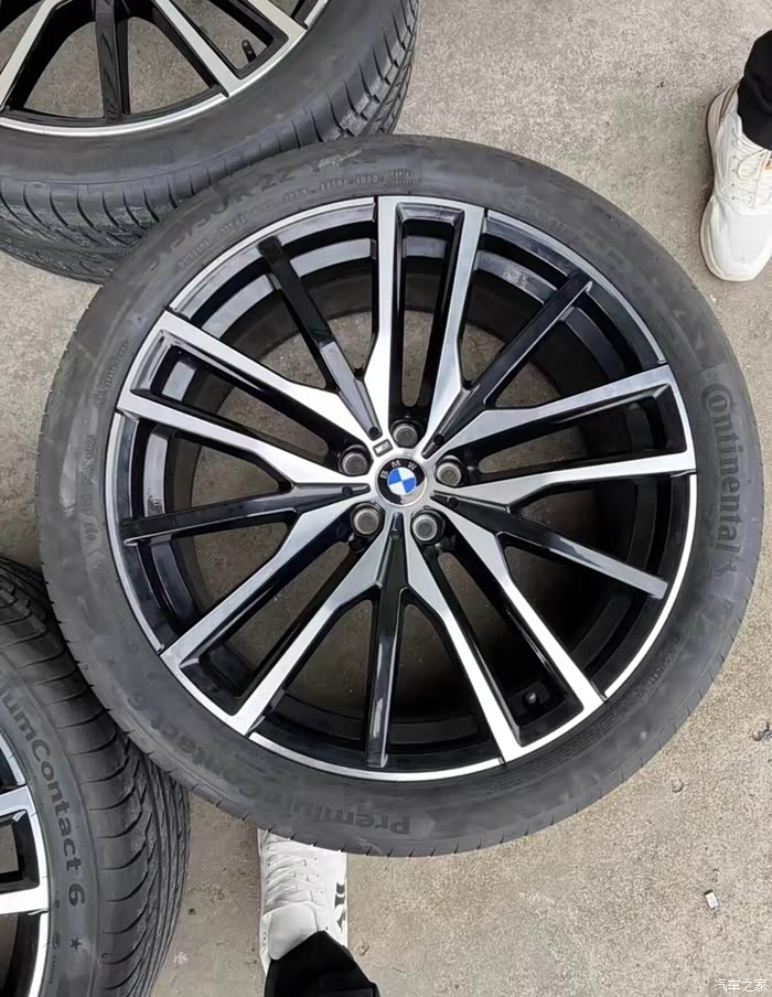 新款x622寸汽车大轮毂极品成色珠三角可面交有兴趣的