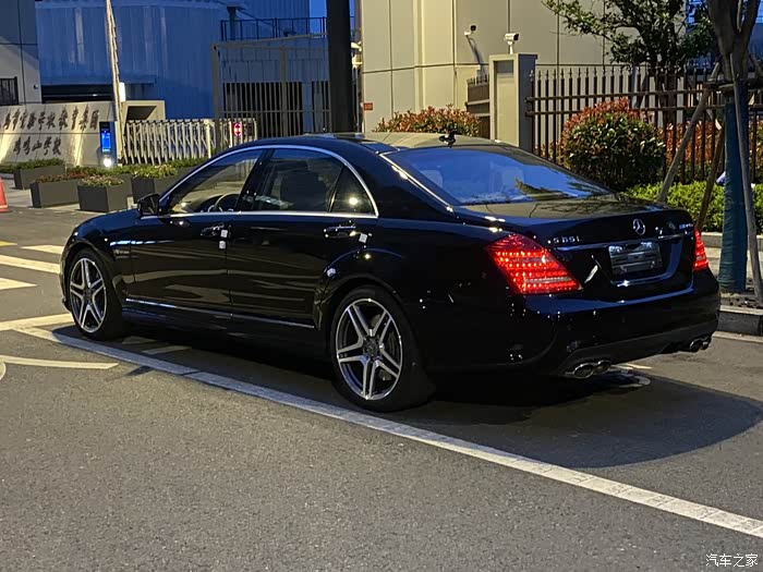 点击:>1|回复:>0奔驰amg论坛>帕加尼同款v12发动机开它的才是真大哥!