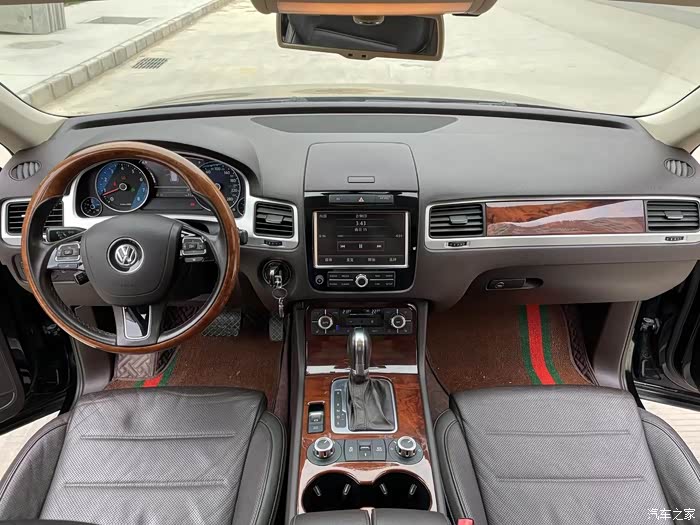 最新到店2012年大众途锐30v6车况精品实拍图片保