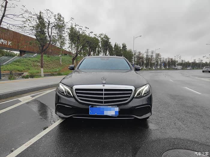 2017年1月奔驰e300l立标豪华型最美黑粽20t双