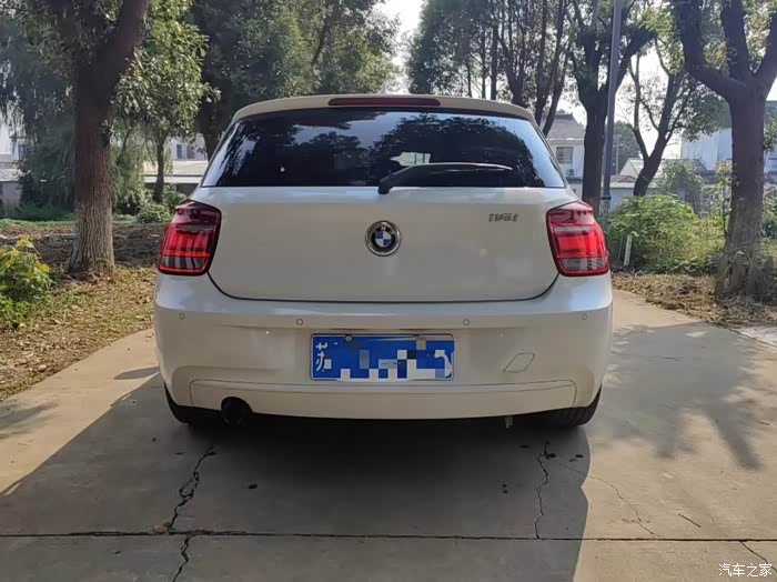 13年原版宝马11616t小钢炮内饰几乎零磨损操控