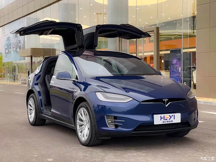 搞定18年modelx100d国标深海蓝车漆黑色内饰