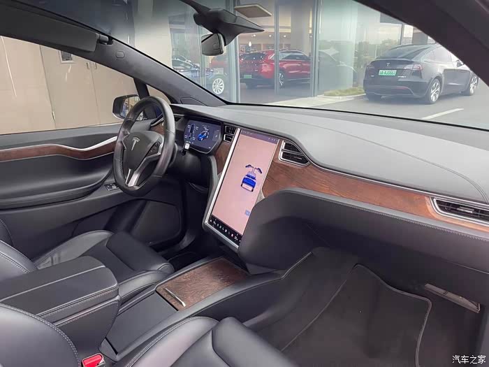 搞定18年modelx100d国标深海蓝车漆黑色内饰