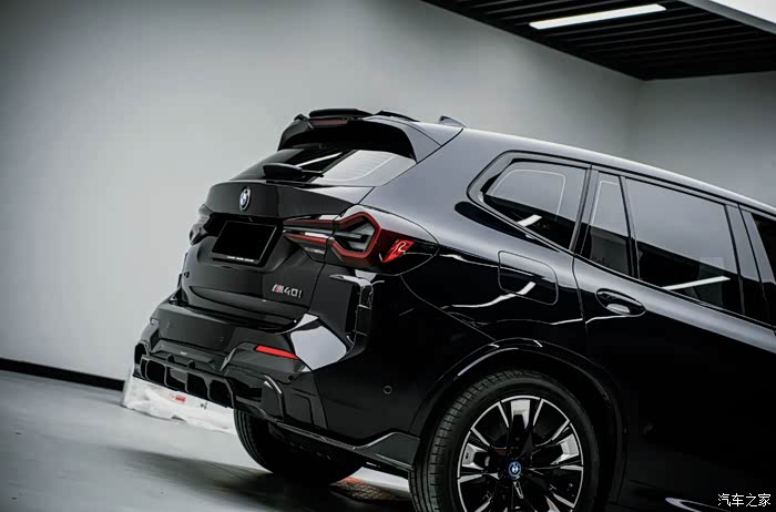 宝马ix3sooqoo碳纤维包围组件改装