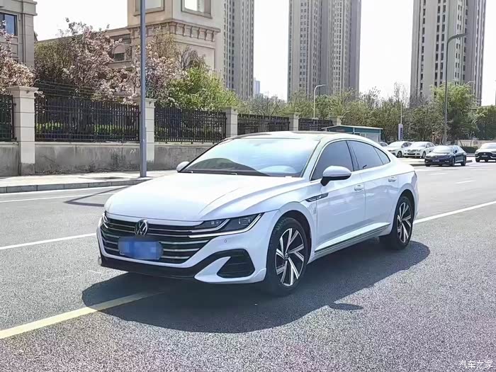 23年一汽大众cc330tsi炫目版安全行驶1万公里