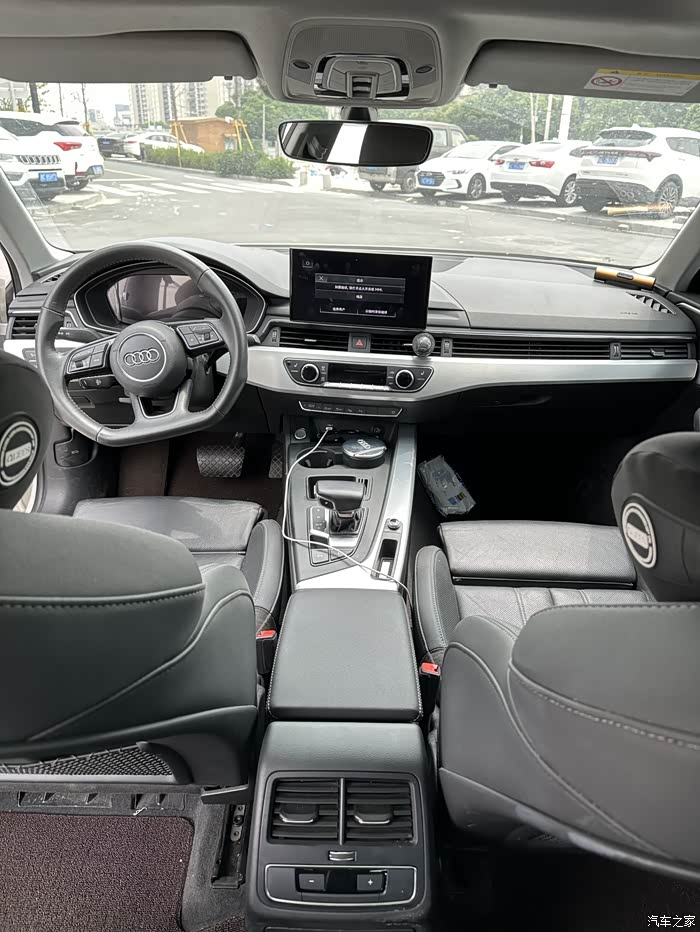 20年9月奥迪a4l豪华动感型 车况精品 6.2万公里实表