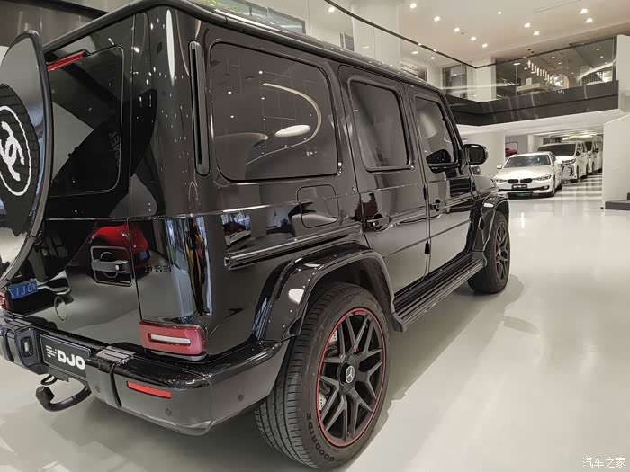 23年奔驰amgg63一手7000公里准新成色最热