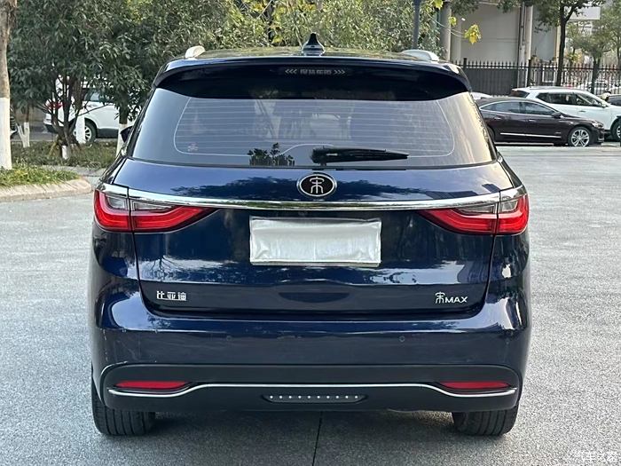 宋mpv7座自动挡图片