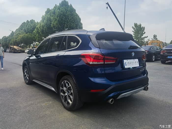 宝马x1 sdrive20li 1.5t 双离合(7 档)两