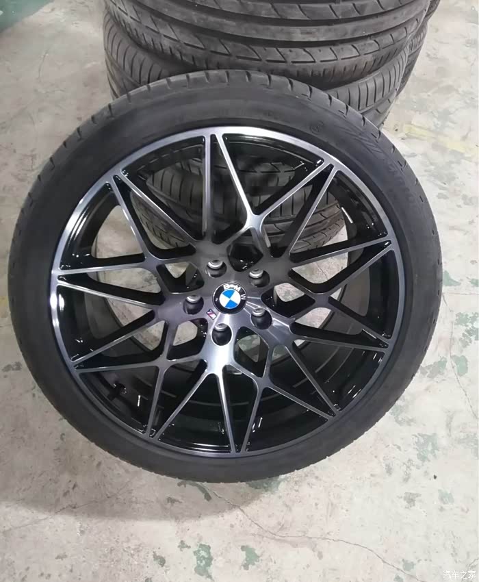 20寸宝马m4666m鸟巢轮毂轮胎精品套件喜欢的可以来
