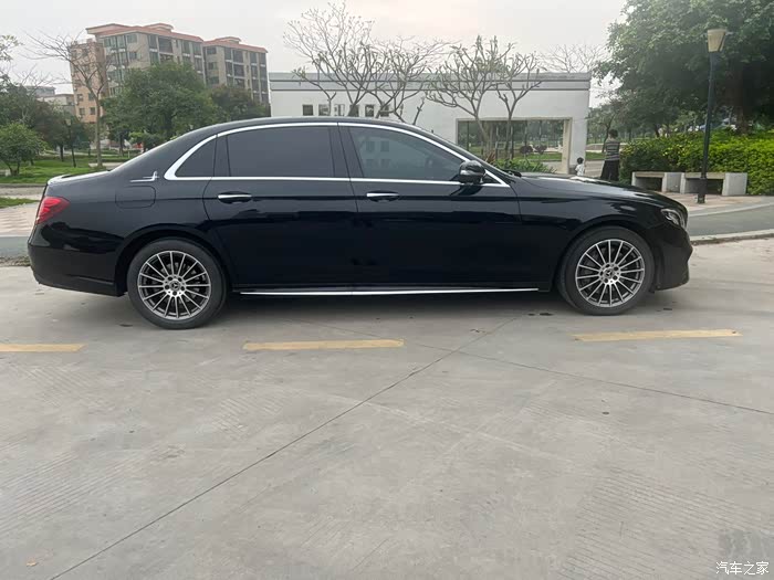 19年19款改款奔驰e300l20t运动时尚版不到8万