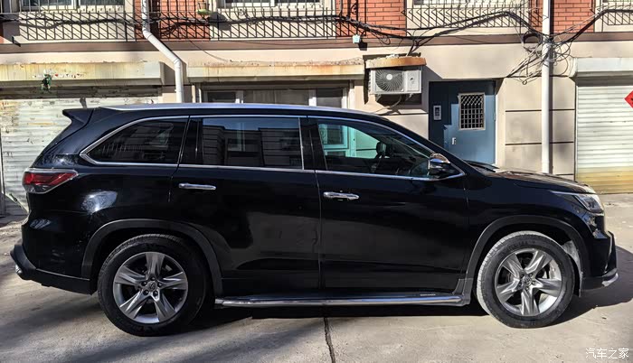 辽宁大连个人出汉兰达20t四驱豪华黑色