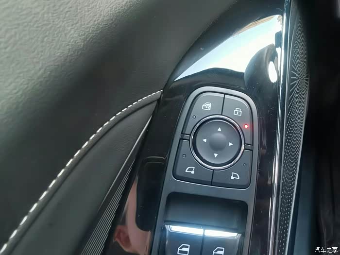 一键锁车让行车更加安全