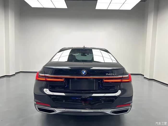 22年宝马740li豪华版 2万公里.原版原漆.极品一手 哈
