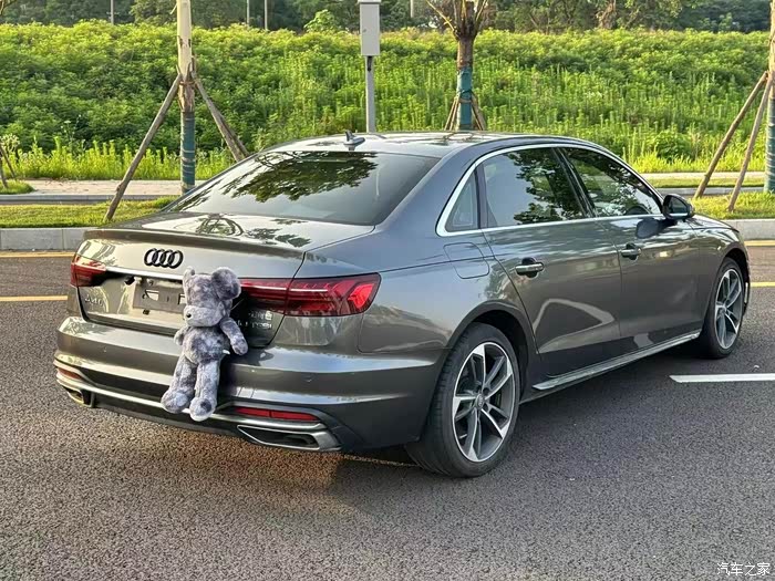 21年新款奥迪a4l降价了,全款15万多.