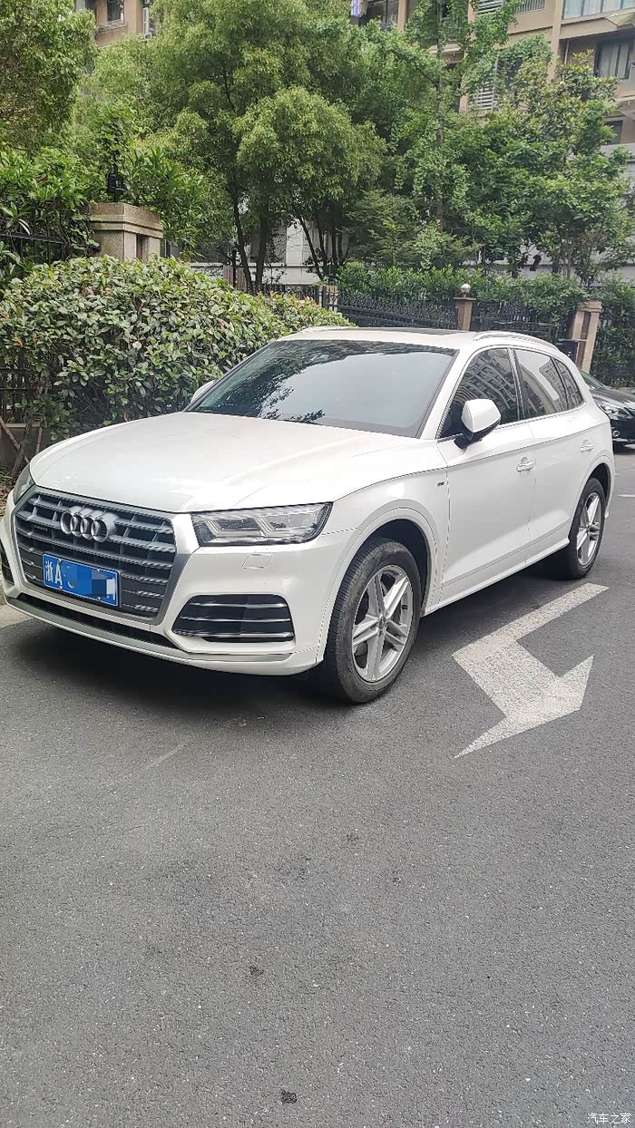 找车 请问这款是20款吗,这轮毂款式怎么没看见啊,准备入手