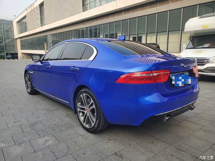 到店19年捷豹xel2.0t 250ps奢华版 全景天窗,座