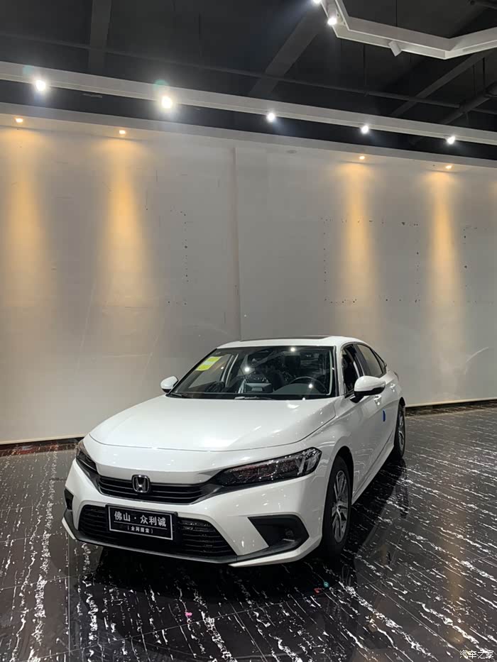 思域最新落地价 劲动:108800 燃动:117800 首付