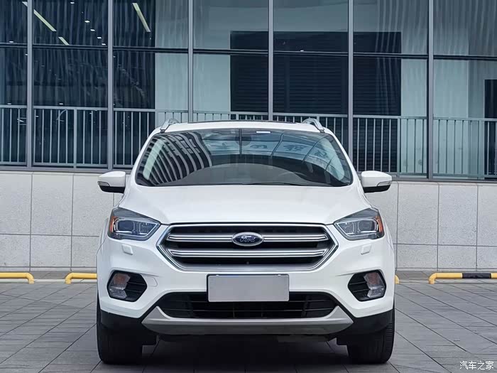 最新到店2018年上户福特翼虎ecoboost245四