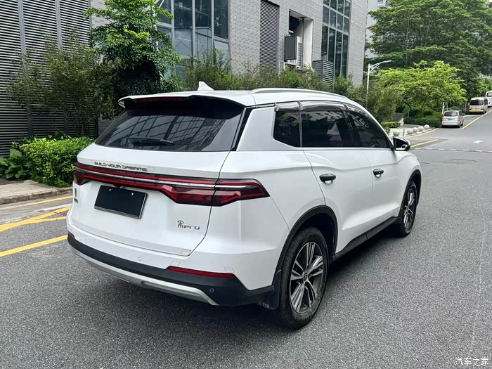 19年9月份上牌比亚迪宋pro 1.5t 豪华版 深圳牌过一