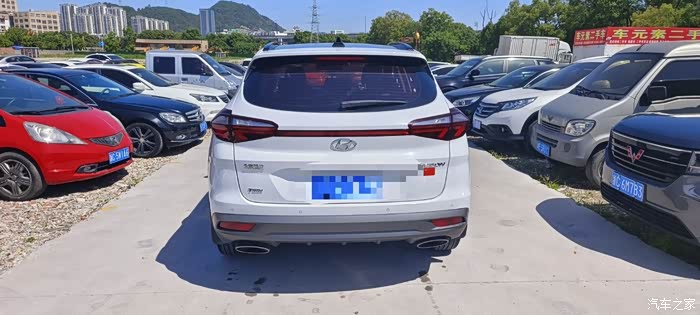 2019年4月上牌现代途胜1.6t自动挡!液晶仪表 电动座椅