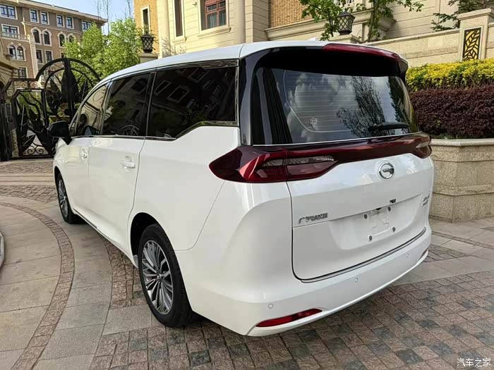 最新到店21年传奇m6,实表3.4万公里,全车原版原漆,多功