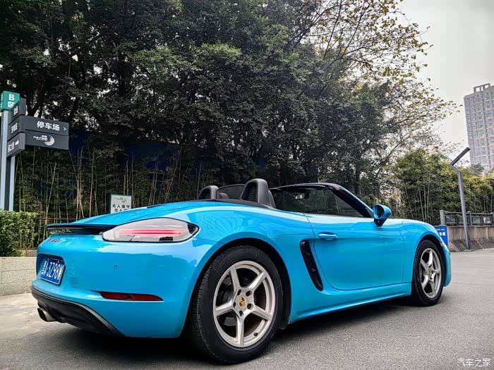 保时捷7182016款boxster20t34万