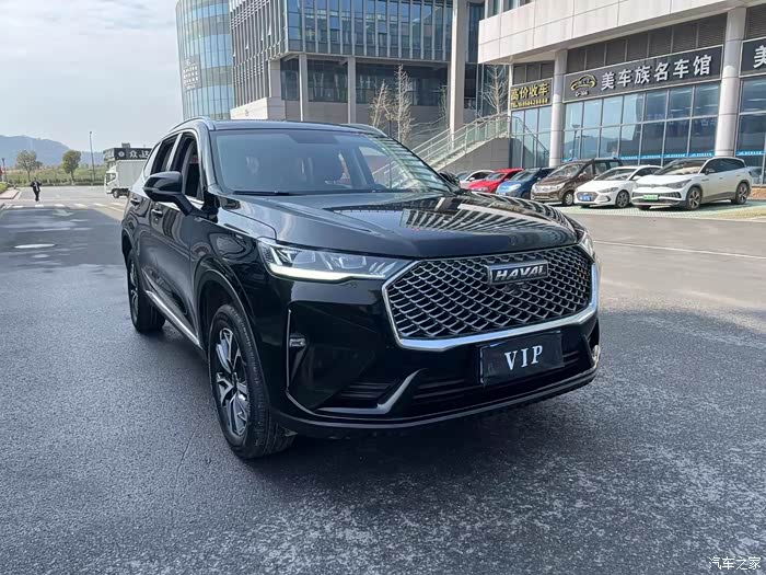 新到20年3代哈弗h615t自动天窗高配开了4万多公里