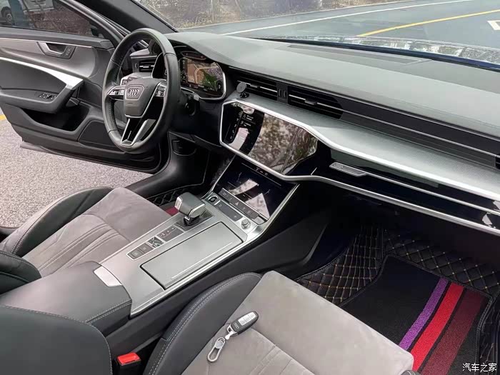 2021年奥迪a640豪华动感3万多公里原版一手价格