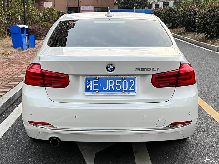 16年宝马320li20t时尚型车况极好价格不贵批