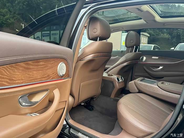2020年6月奔驰e260l全车原版原漆内饰极品成色0