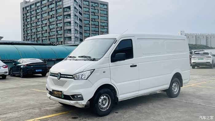 3.88!22年新能源东风御风em26续航两百多公里